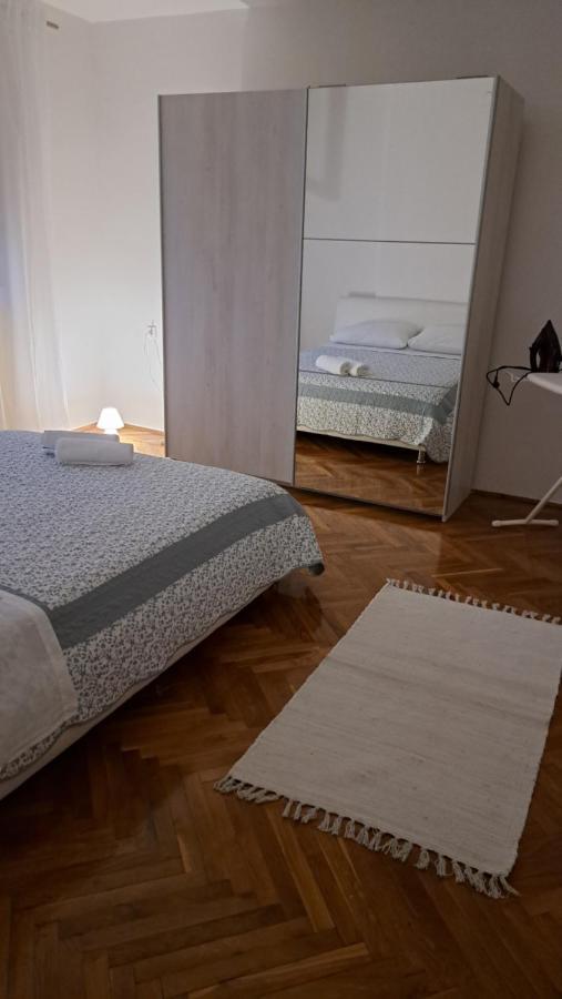 Apartman Petra 8 시베니크 외부 사진
