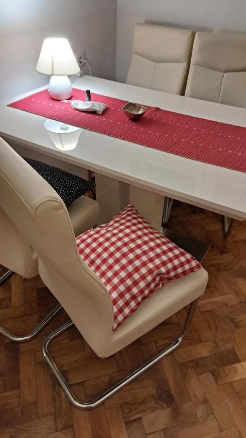 Apartman Petra 8 시베니크 외부 사진